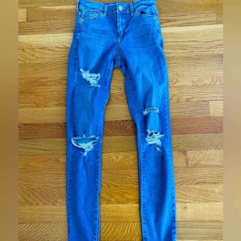 Top Shop Moto Leigh Two Pairs Jeans Black and Light Wash Ripped Jeans, 25 x 32 - Picture 6 of 13